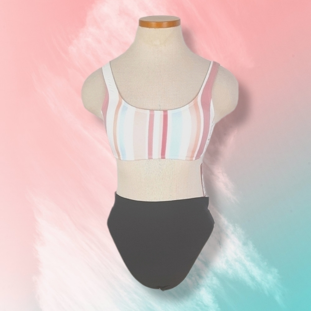 NWT Bikini Set Shade & Shore